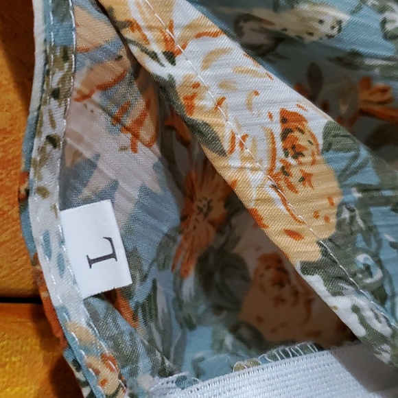 Shein Floral Ruched Dress - Picture 3 of 5